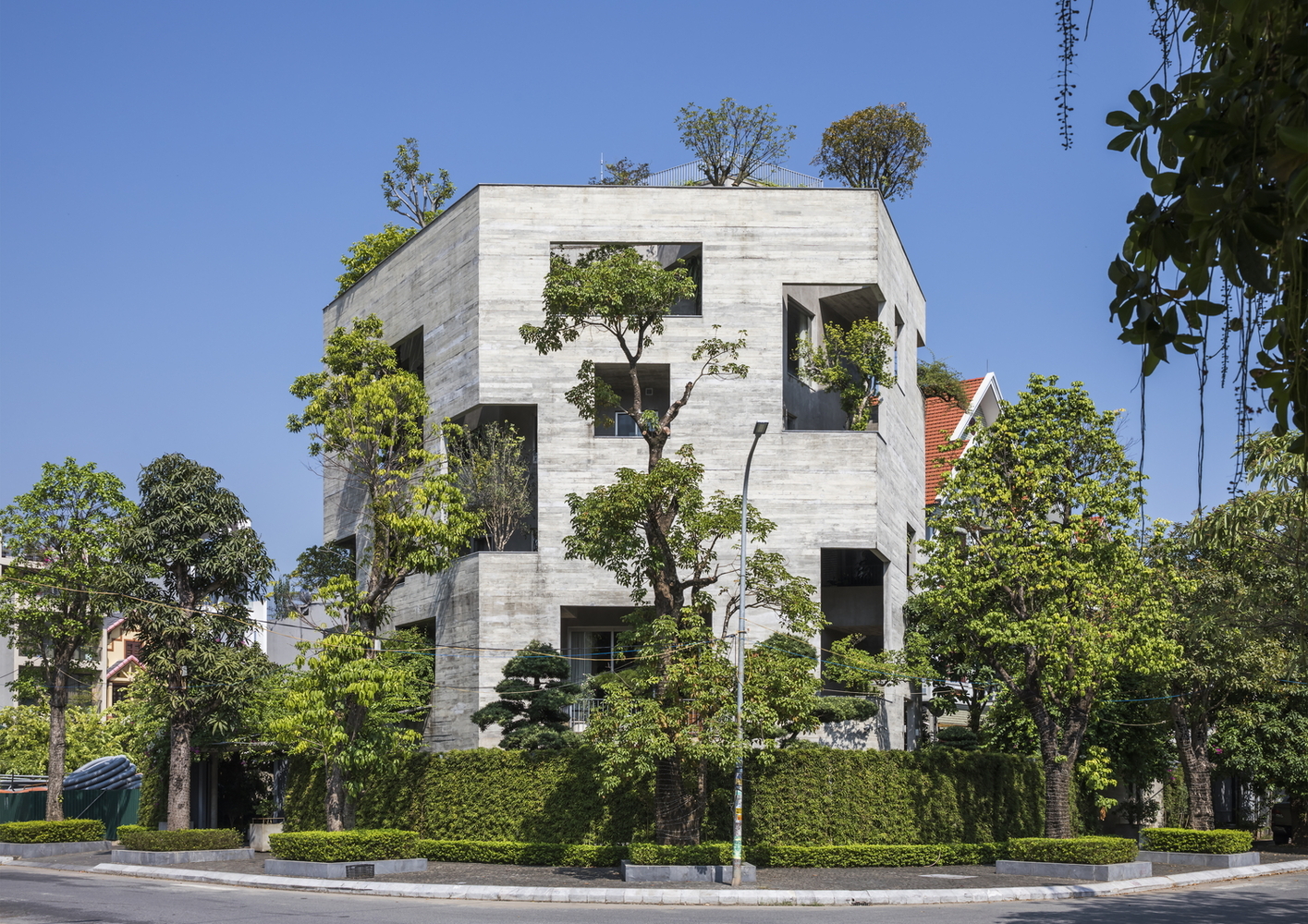Chiêm ngưỡng 4 ngôi nhà Việt Nam trong Top 50 công trình đẹp nhất của năm trên tạp chí kiến trúc Mỹ - Ảnh 9